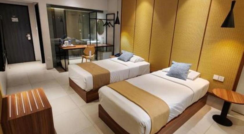 โฮเต็ล เซเมอร์แลง Hotel บันดุง ภายนอก รูปภาพ