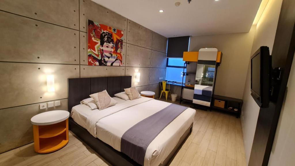 โฮเต็ล เซเมอร์แลง Hotel บันดุง ภายนอก รูปภาพ