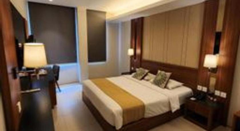 โฮเต็ล เซเมอร์แลง Hotel บันดุง ภายนอก รูปภาพ