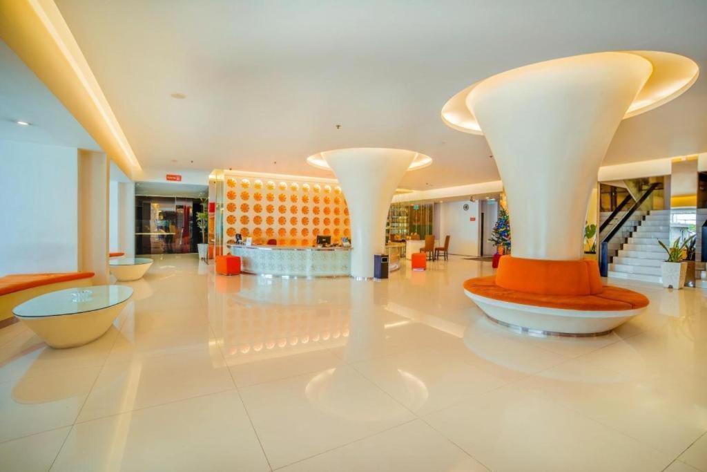 โฮเต็ล เซเมอร์แลง Hotel บันดุง ภายนอก รูปภาพ